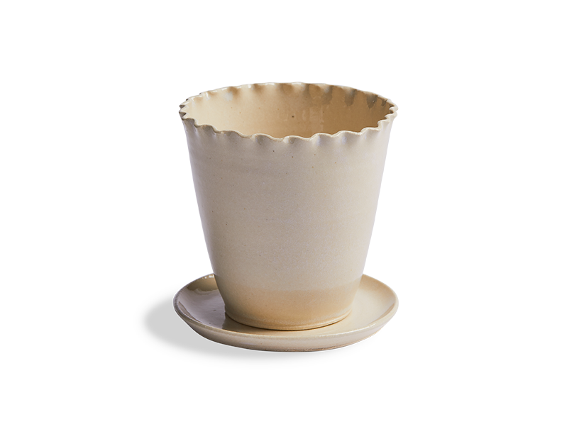 Ceramic Ruffled Edge Planter and Saucer - Click Image to Close